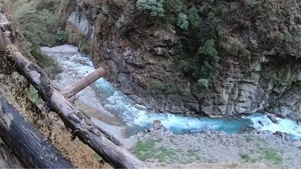 Lapchi Kang Milarepa Cave Trek