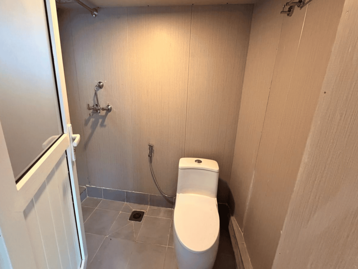 toilet-during-everest-view-trek
