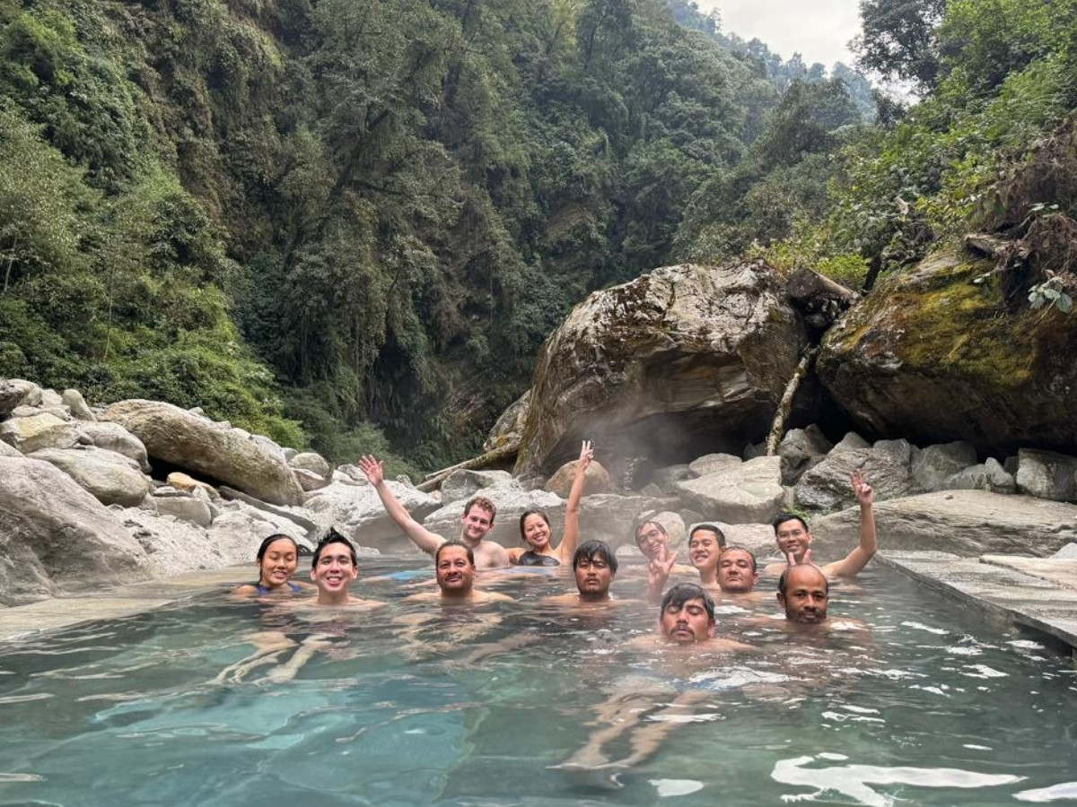 jhinu-hot-spring-during-abc-trek