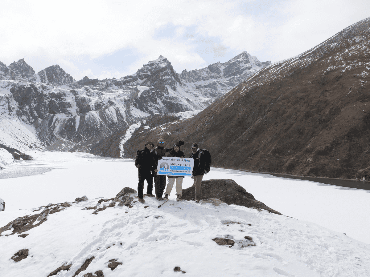 Gokyo Lake Trek Difficulty