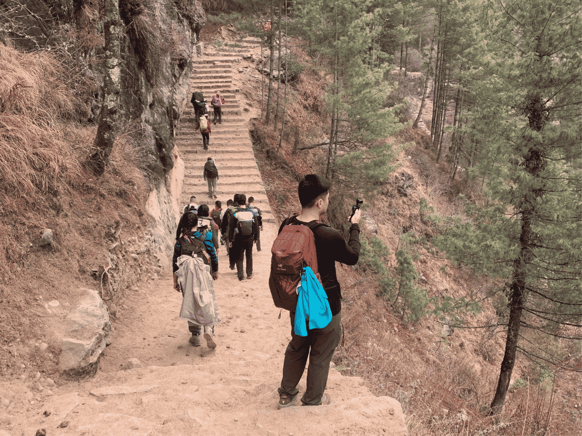 Phakding to Namchebazar trail