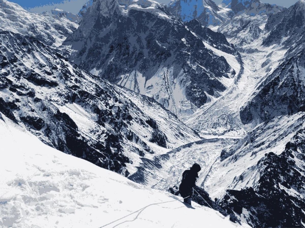 Yala Peak Climbing