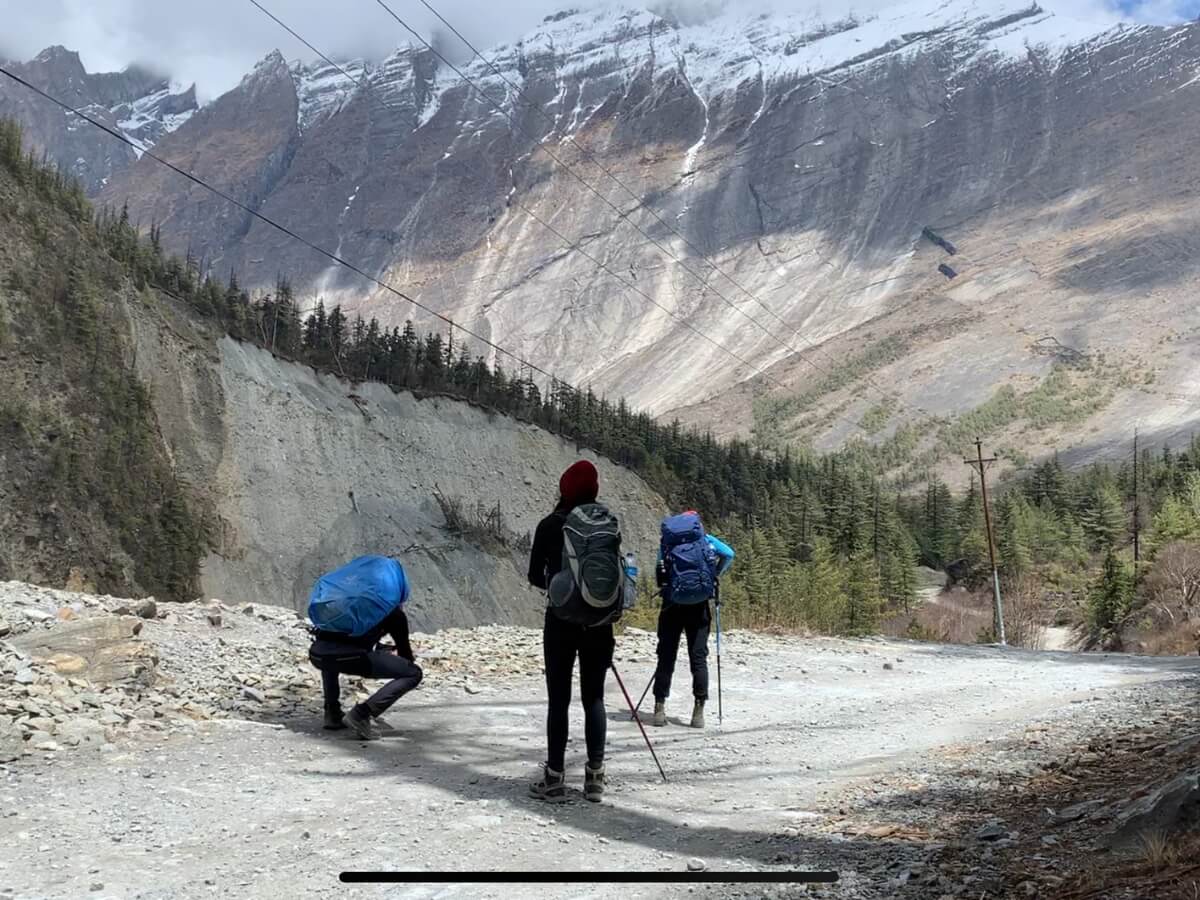 Tilicho lake with Thorang La pass trekking