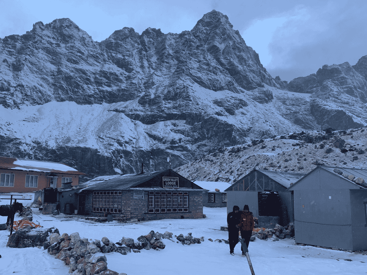 EBC with chola pass trek