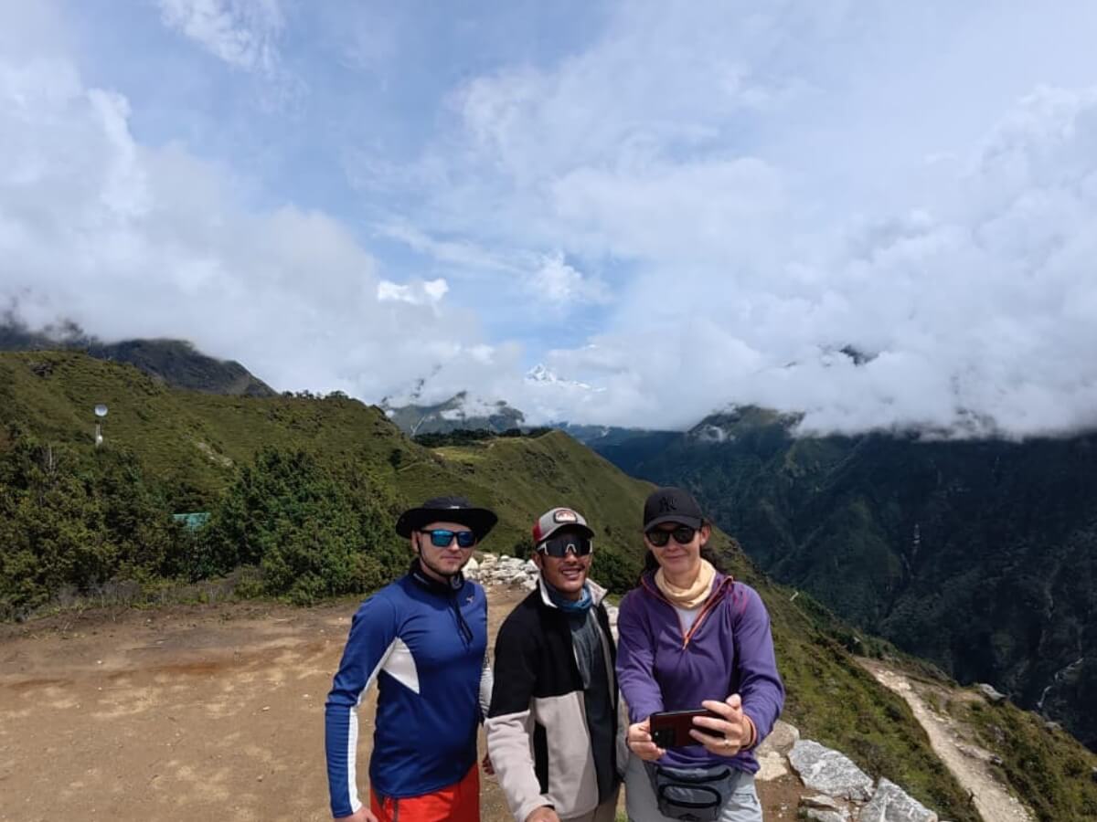 EBC Trek with Heli Return 
