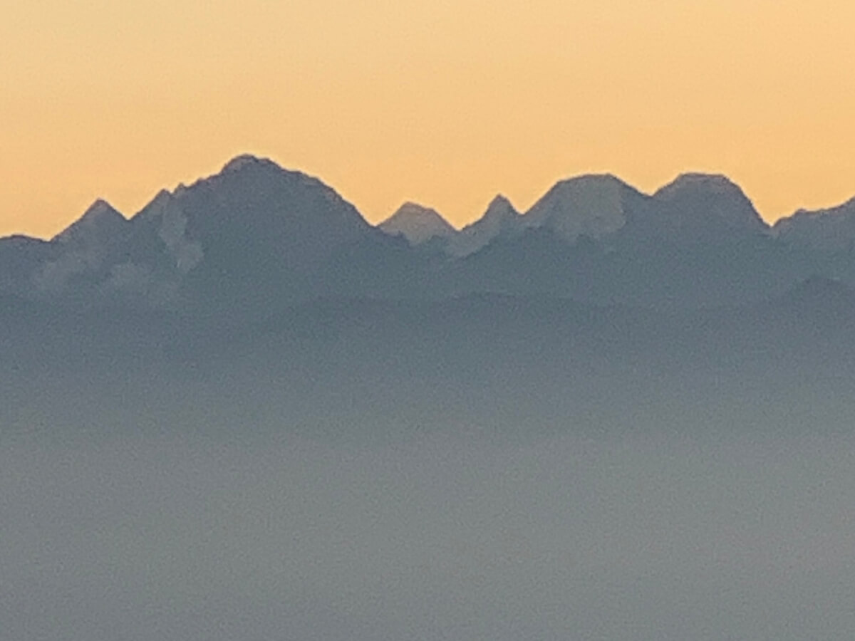 mt-everest-seen-from-nagarkot