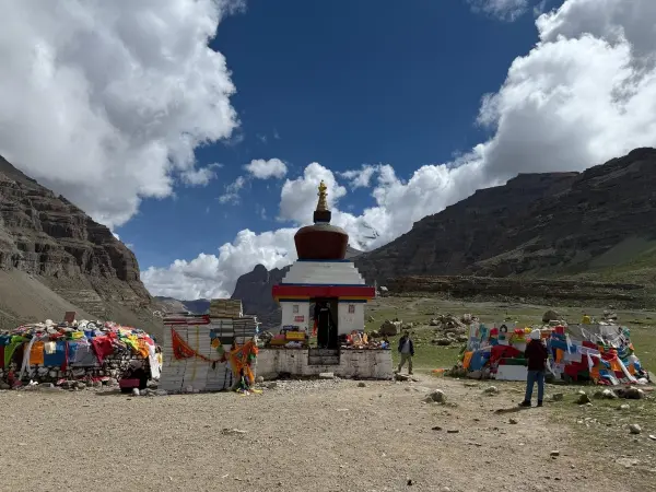 Kailash Pilgrimage Trip Via Lhasa 1