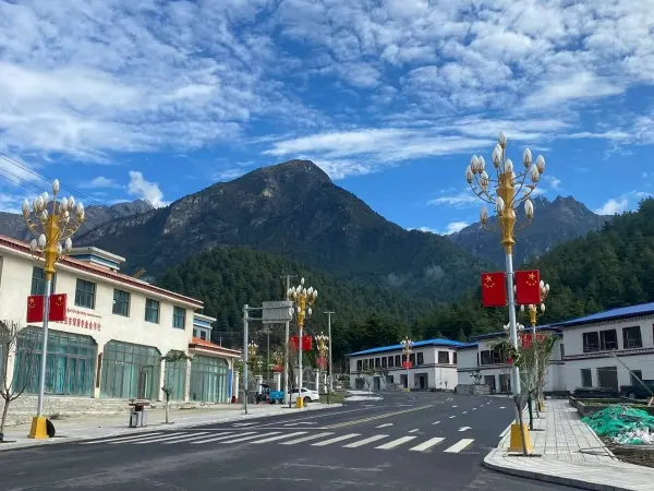 Kailash Trip Via Lhasa Mfn 1