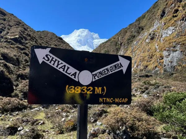 Manaslu Larkey La Pass Trekking