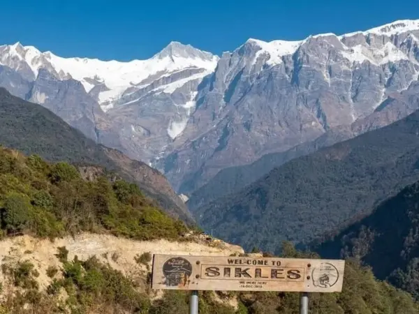 Sikles Kapuche Lake Trekking In Nepal 1