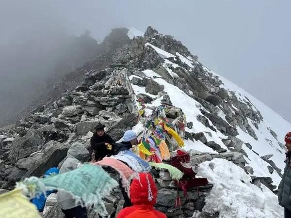 Three Pass Trek